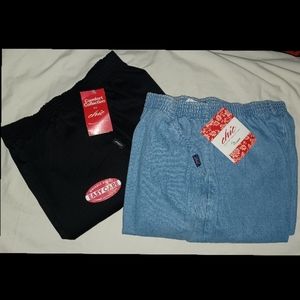 2 Pairs of Ladies Chic Pants